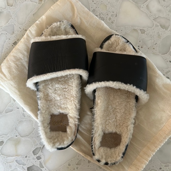 beek Shoes - Beek sandals